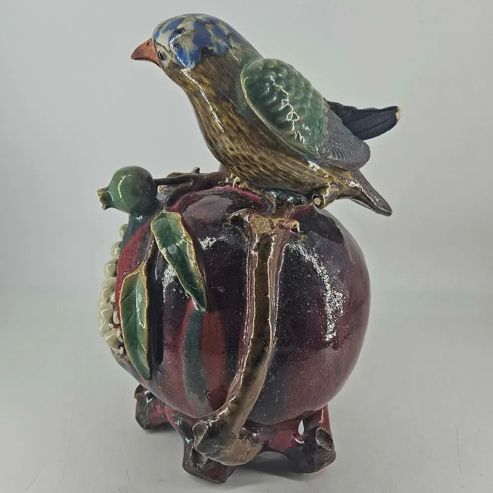Vintage Chinese Shiwan Boyun Pottery bird on pomegranate Vase 11